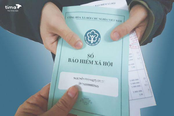 Cầm sổ bảo hiểm xã hội có nên hay không?